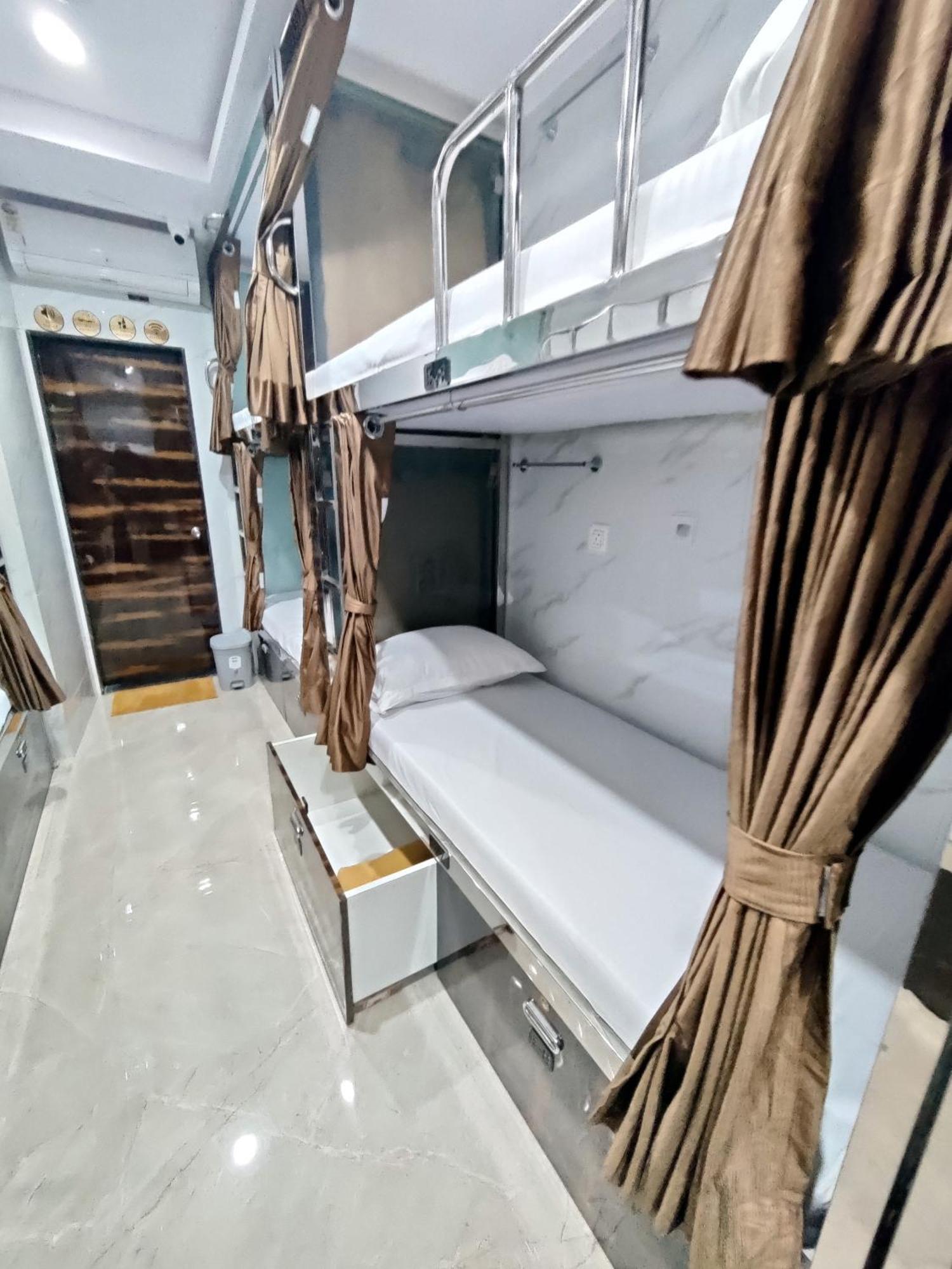 Hotel Comfy Inn Bombaj Exteriér fotografie
